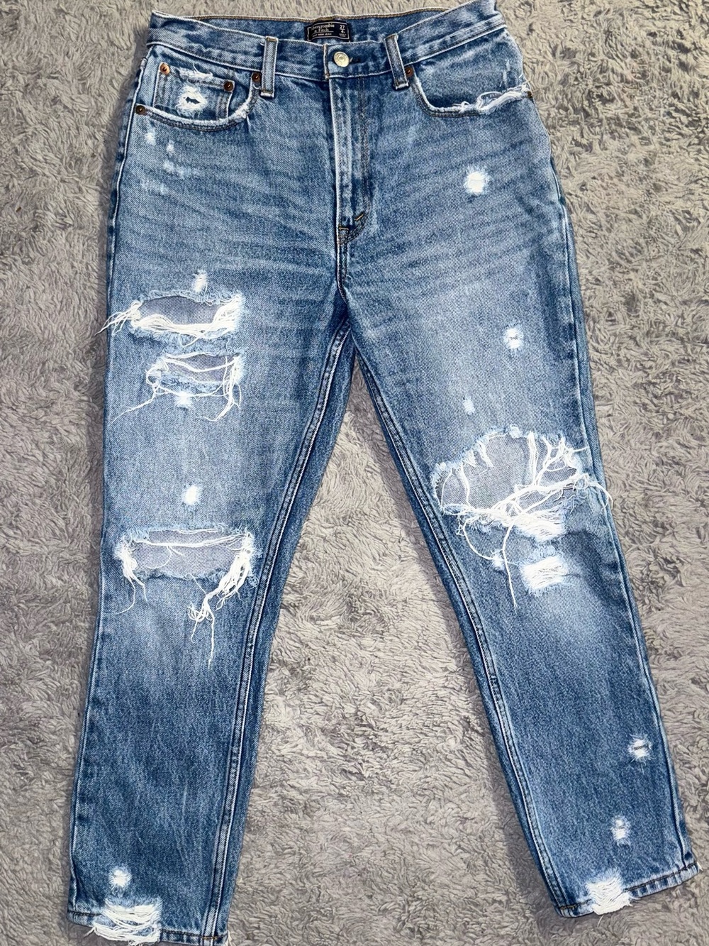 Abercrombie & Fitch Light Blue Distressed Relaxed Jeans